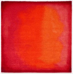 Lämpöaalto-ryijy (design: Elina Helenius, kuva: Jarkko Översti)